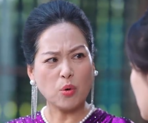 Bangkitlah, Putri Palsu