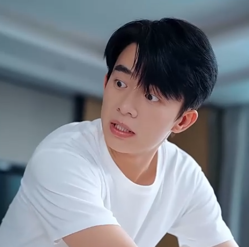 Ternyata Istriku Muda dan Cantik