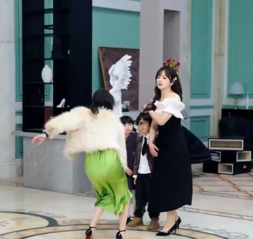 CEO Dingin Jadi Suami Idaman