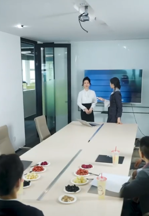 Bosku Ternyata Tunanganku