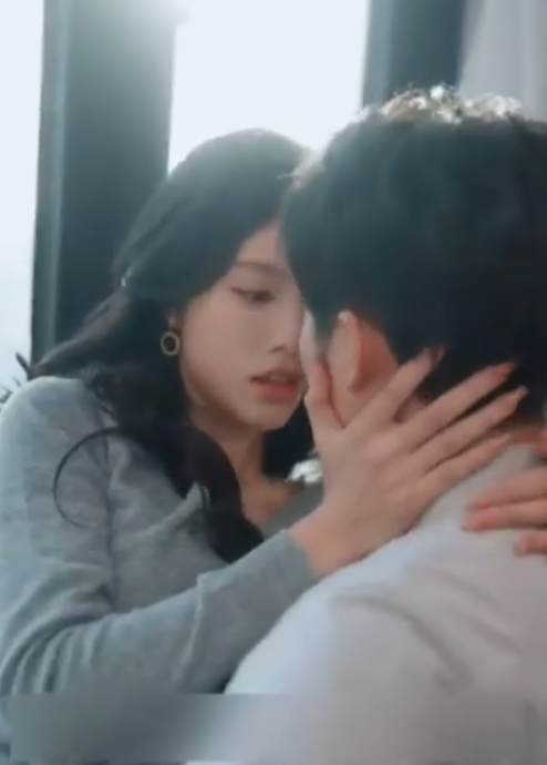 Pria Tangguh Tidak Makan Nafkah? Wanita Kaya Malah Mau Pelihara Aku！