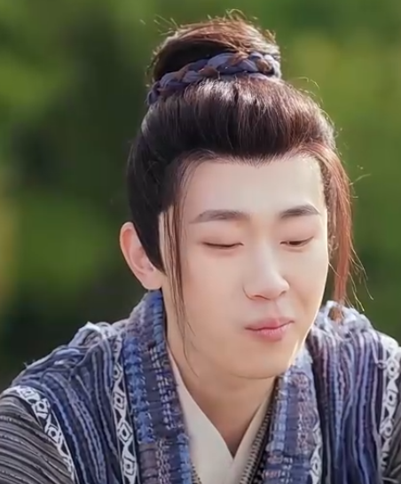 Istriku Tiga, Takdirku Gila