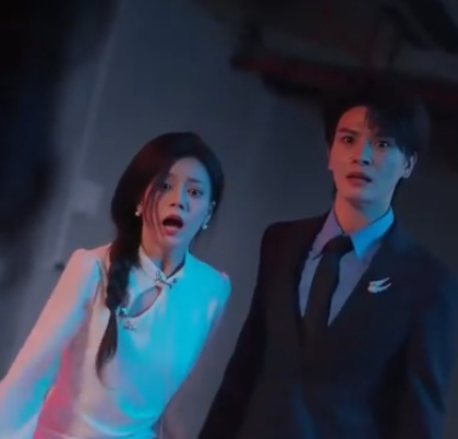 Suami Sok Lemah Minta Peluk